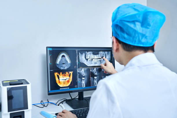 Best Emergency Dentist for Knocked-Out Tooth in Glenville, CT